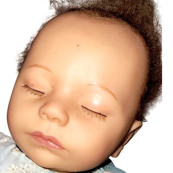 Reborn Baby Doll With 4 Outfits, Diaper, a Beanie & Blanket By Andrea Arcello - Picture 12 of 15